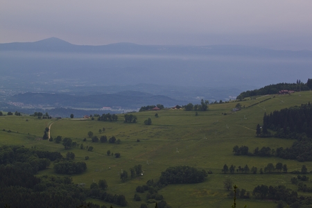View from Okole peak in Kaczwskie mountains in Polandの写真素材
