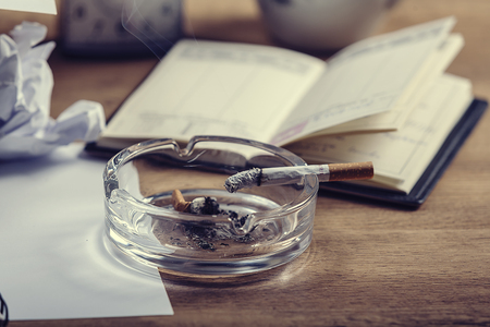  paper workの写真素材