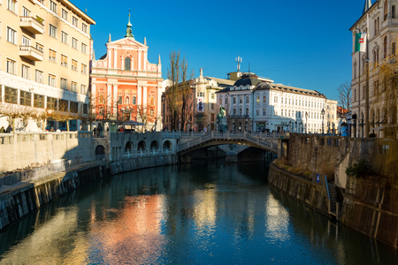 View of Ljubljana's city center with Triple bridge and Franciscan church.のeditorial素材