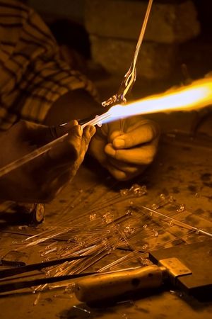 
Glass-blower craftsman during work

の写真素材