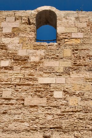 If castle wall, lit by sun

の写真素材