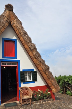 Pastoral landscape. Rural cottage with a thatched roof. Madeira, the city of Santanaのeditorial素材