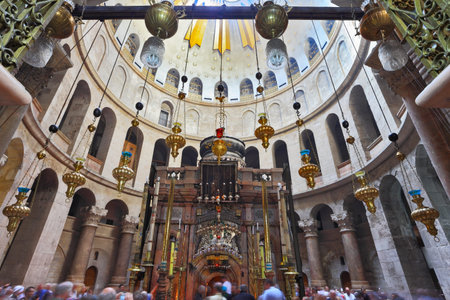 Magnificent vaulted ceiling in the hall of the Holy Sepulcher. With special crossbar hanging censers