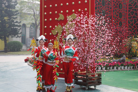 Chinese New Year. Gorgeous and colorful concert dance folk ensemble
Folk Culture Villages, Chinese New Year Parade, Shenzhen, China, 22/01/09
