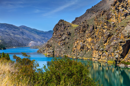 The picturesque lake Dunstan near the town of Cromwell.