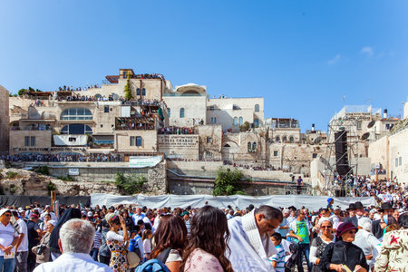JERUSALEM, ISRAEL - NOVEMBER 16, 2011: The Jewish holiday. The square in front of the Wailing Wall. The Old City of Jerusalem. The symbol of faith and hope fo Jews.のeditorial素材