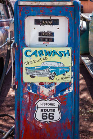 ROUTE 66, ARIZONA, USA - OCTOBER 8, 2009: Funny decorations and details. The most famous road in the world through the American continent. Will Rogers Highway.のeditorial素材