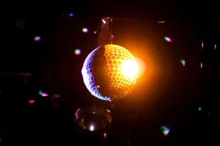Mirror ball