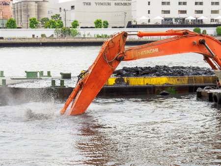 Clean up the river bottomのeditorial素材