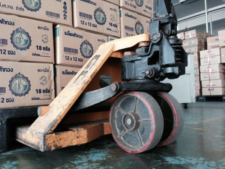 Handlift in warehouseの素材