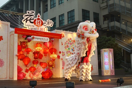 HONG KONG - FEB 16, Lantern Legend in Lingnan University, Hong Kong on 16 Feburary, 2011. It is an annual event to celebrate Chinese New Year.のeditorial素材