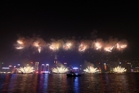 HONG KONG - FEB 4, Lunar New Year Fireworks along Victoria Harbor in Hong Kong on 4 Feburary, 2011. This is an annual event in Chinese New Year.のeditorial素材