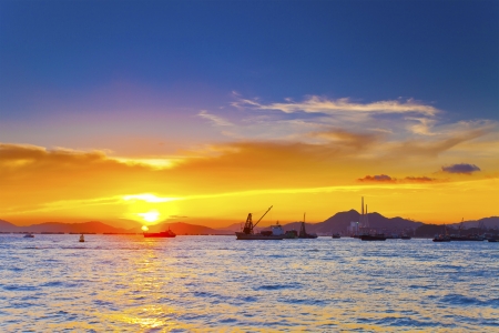 Sun sunset on fire in Hong Kongの写真素材