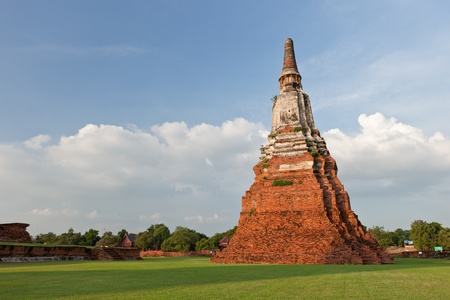 thai pagoda in ayutthayaの写真素材