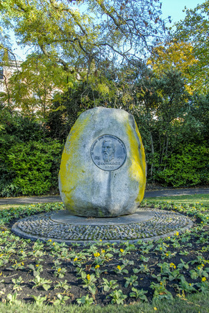 Dublin, Ireland, 27 October 2012: Saint Stephen's Green Park Stone Statueのeditorial素材