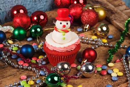 2017 Happy New Year Cupcakes with old wooden backgroundの写真素材