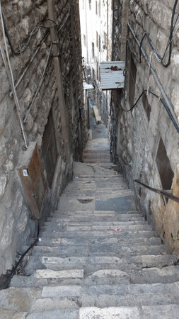 Amman, Jordan, March 2020: Vertical shot of one of the narrow stairway alleys in Ammanのeditorial素材