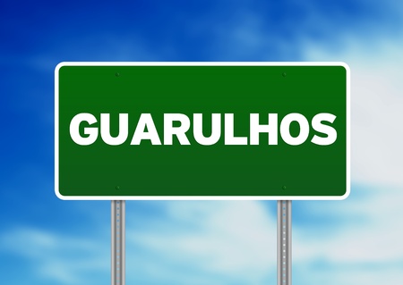 Green Guarulhos road sign on Cloud Background. の写真素材