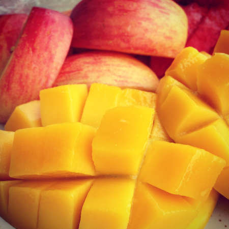 Mangoes and applesの素材