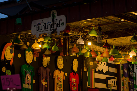 PAI, THAILAND - OCTOBER 28, 2016: Street scene in the Night Market in town of Pai, northern Thailand.のeditorial素材