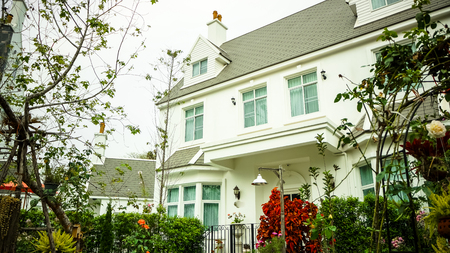 Idyllic english country home with blossomのeditorial素材