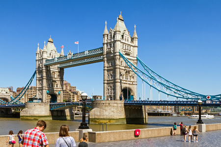Tower Bridge on the River Thames in London on a sunny summer dayのeditorial素材