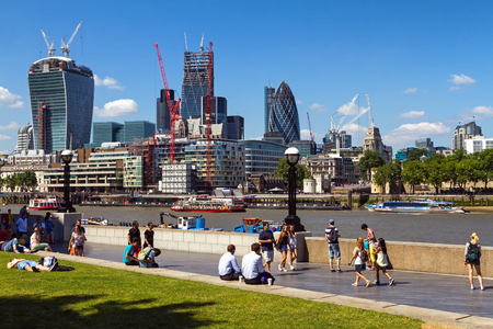 Construction and completion of Londonのeditorial素材