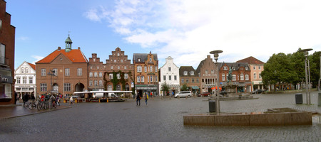 Theodor Storm in Husum - View over the market square in Husum, birthplace of the poet Theodor Storm,...