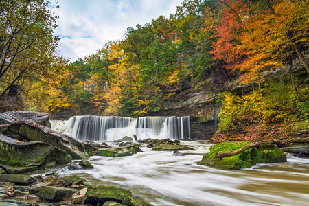 Great Falls of Tinker\'s Creek with fall foliageの写真素材