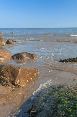 Tide fills Rockpoolの写真素材