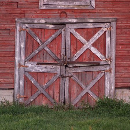 Canadian Prairies,Exterior of red barnの写真素材