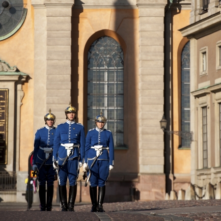 Royal guards in the Stockholm Palace, Gamla Stan, Stockholm, Swedenのeditorial素材