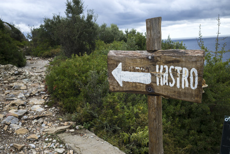 Sign along footpath, Skiathos, Kastro, Greeceの写真素材