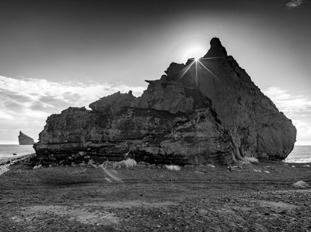 Rock formations on the coast, Village of Vik, Myrdalshreppur, Southern Region, Icelandのeditorial素材