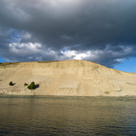 Lake with mountain range in the background, Albert Town, Wanaka, Otago Region, South Island, New Zealandのeditorial素材