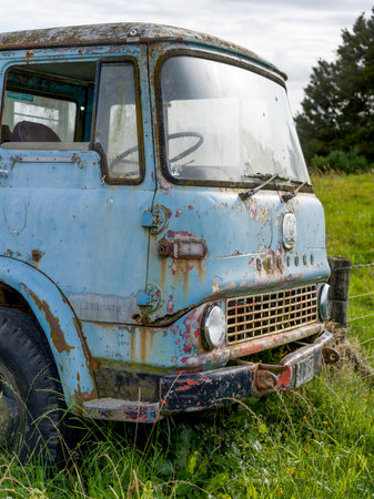 Abandoned truck in field, Totara Flats, Grey County, South Island, New Zealandのeditorial素材