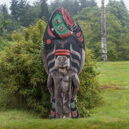 Totem poles at Alert Bay, Cormorant Island, Johnstone Strait, Namgis Burial Ground, Vancouver Island, British Columbia, Canadaのeditorial素材