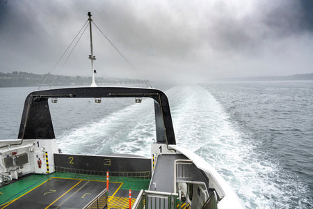 Ferry traveling through Alert Bay, Cormorant Island, Johnstone Strait, Vancouver Island, British Columbia, Canadaのeditorial素材