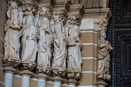 Carved statues on the exterior of a building in in Ãvora which is the capital of Portugal's south-central Alentejo region. In the city's historic center stands the ancient Roman Temple of Ãvoraのeditorial素材