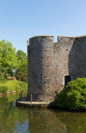 Wells, UK - July 14, 2011: The moat and wall of the Bishopâs Palaceのeditorial素材