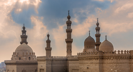 Minarets and domes of Sultan Hasan mosque and Al Rifai Mosque, Old Cairo, Egyptのeditorial素材