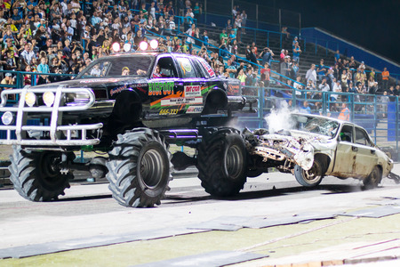 Russia, Kirov - August, 10, 2016: Extreme car show in Kirov city in 2016のeditorial素材