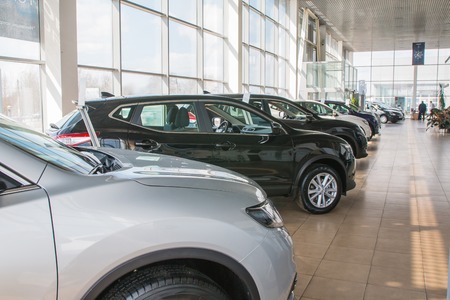 Russia, Kirov - My 15, 2017: Showroom and car of dealership Nissan in Kirov city in 2017のeditorial素材