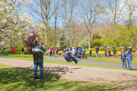Lisse, Netherlands - April 25, 2017: People in the park of flowers Keukenhofのeditorial素材