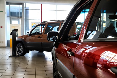 Kirov, Russia - March 14, 2018: Cars in showroom of dealership Chevrolet in Nizhny Novgorodcity in 2018のeditorial素材