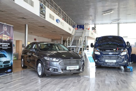 Kazan, Russia - May 27, 2018: Cars in showroom of dealership Ford in Kazan in 2018のeditorial素材