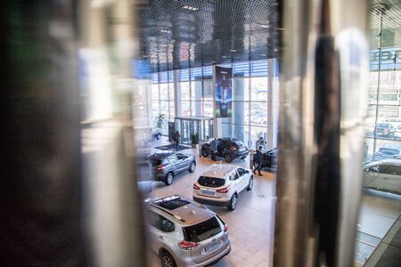 Nizhny Novgorod, Russia - March 14, 2018: Cars in showroom of dealership Nissan in Nizhny Novgorod in 2018. Top viewのeditorial素材