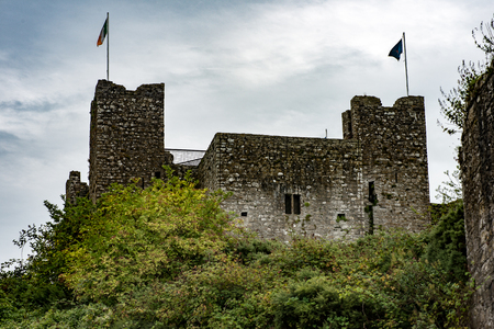 COUNTY MEATH, IRELAND - AUGUST 29, 2017: Trim Castle, used in filming of parts of the movie Braveheart, in County Meath, Irelandのeditorial素材