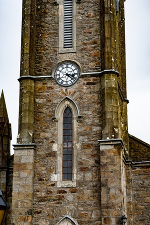 DONEGAL, IRELAND - AUGUST 25, 2017: Buildings in the city center of Donegal Irelandのeditorial素材