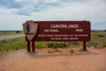 Straight on view of the entrance sign to Canyonlands National Parkのeditorial素材